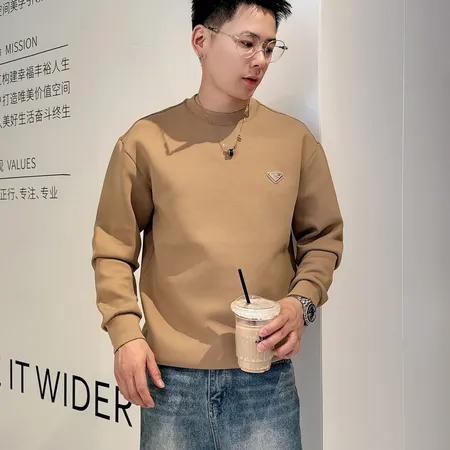 プラダ パーカー