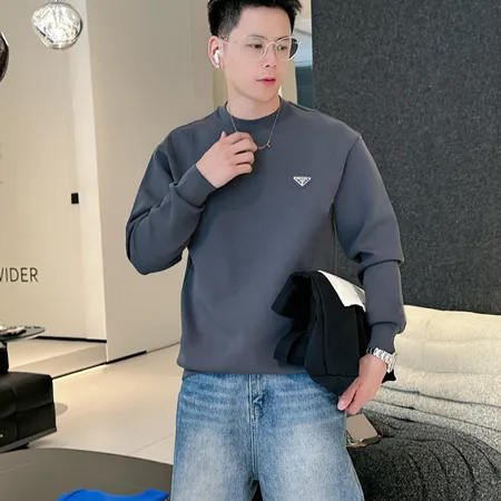 プラダ パーカー