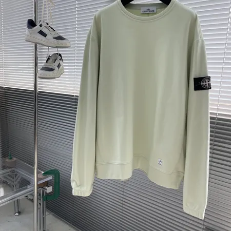 ストーンアイランド パーカー