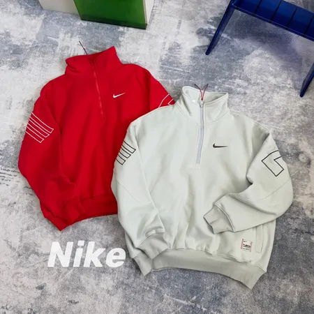 ナイキ パーカー