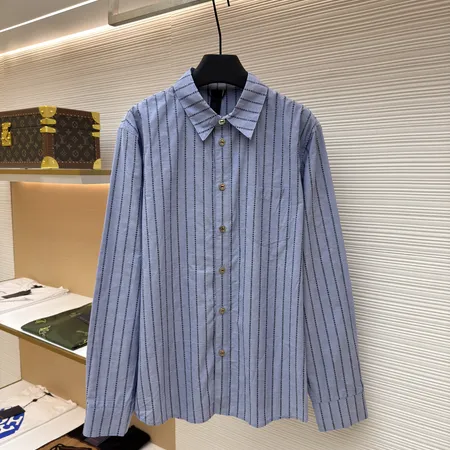 フェンディ シャツ