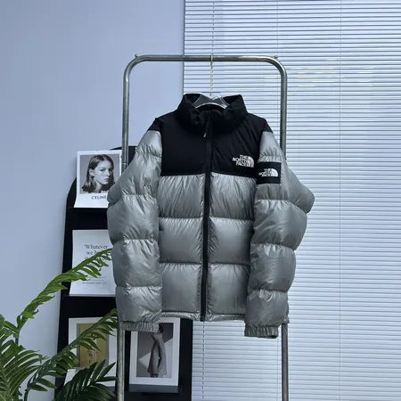 ノースフェイス ダウンジャケット