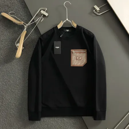 フェンディ パーカー