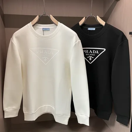 プラダ パーカー