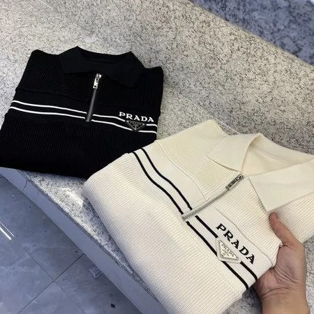 プラダ パーカー