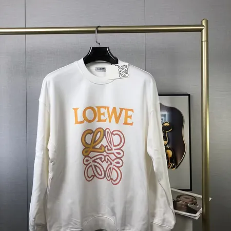 ロエベ パーカー