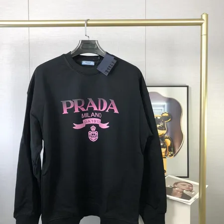 プラダ パーカー