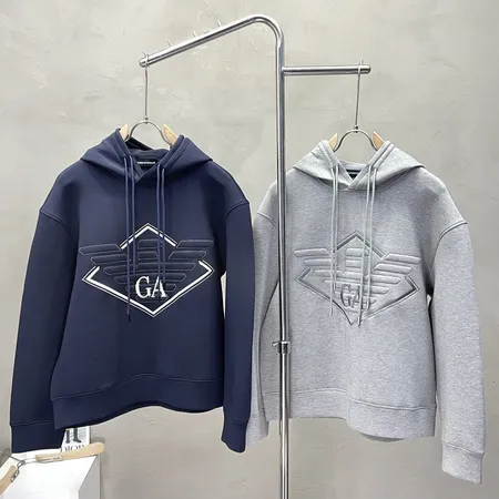 アルマーニ パーカー