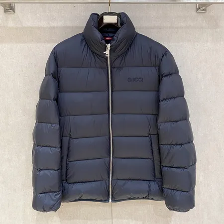 グッチ ダウンジャケット
