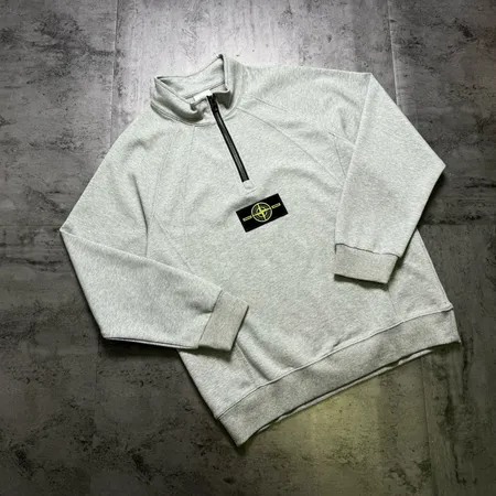 ストーンアイランド パーカー