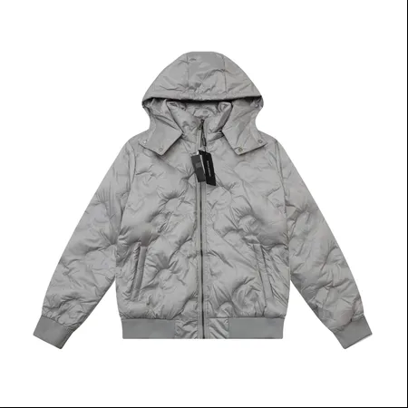 クリスチャン・ルブタン ダウンジャケット