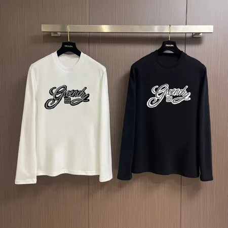 ジバンシィ Tシャツ