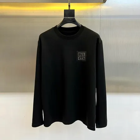 ジバンシィ Tシャツ