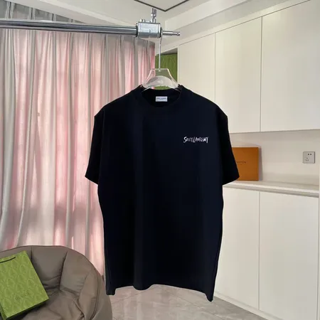 イブサンローラン Tシャツ