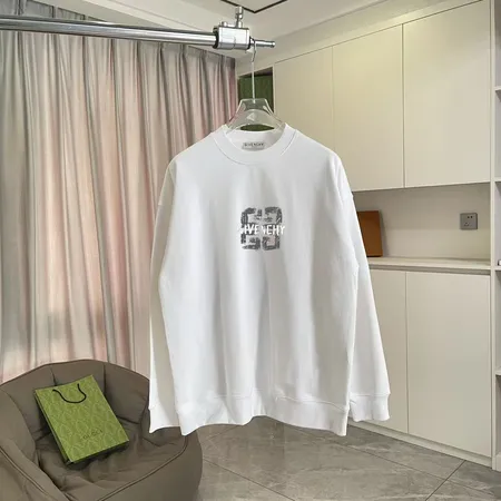 ジバンシィ パーカー