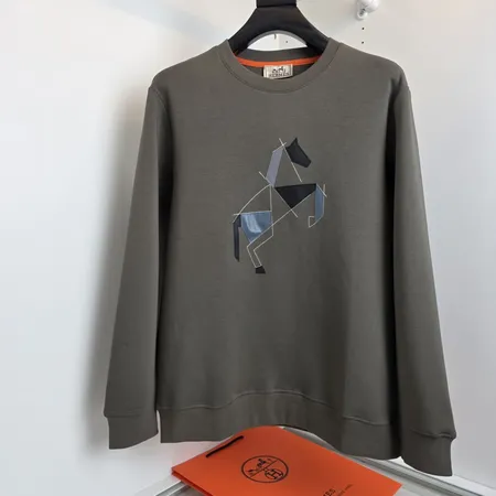 エルメス パーカー