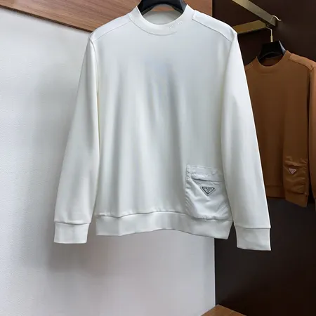 プラダ パーカー