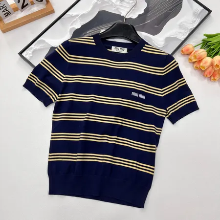 ミュウミュウ Tシャツ