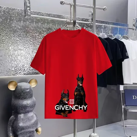 ジバンシィ Tシャツ