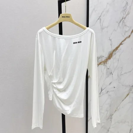 ミュウミュウ Tシャツ