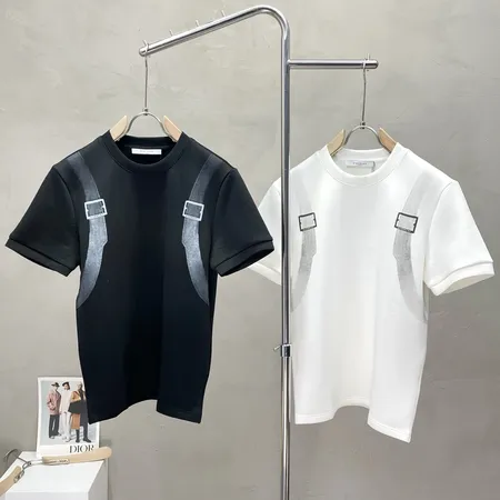 ジバンシィ Tシャツ