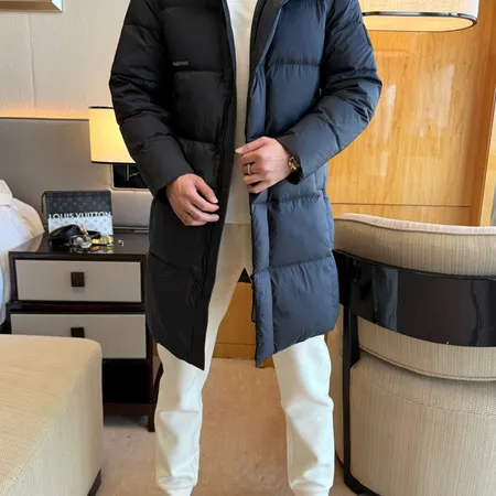 ヴァレンティノ ダウンジャケット