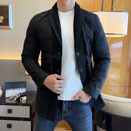 フェラガモ ダウンジャケット