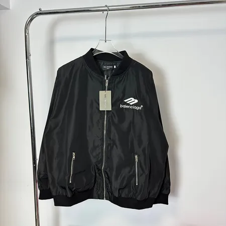バレンシアガ ジャケット