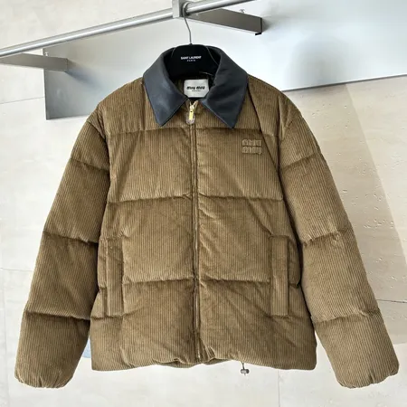 ミュウミュウ ダウンジャケット