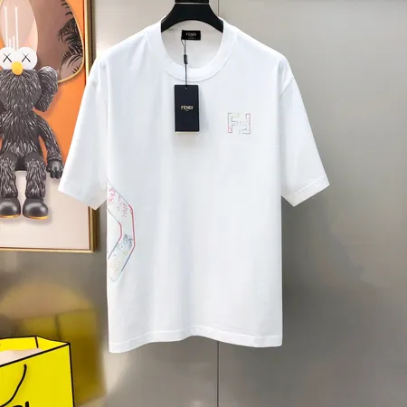 フェンディ Tシャツ