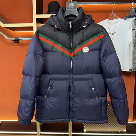 グッチ ダウンジャケット