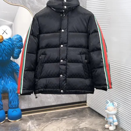 グッチ ダウンジャケット