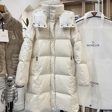 モンクレール ダウンジャケット