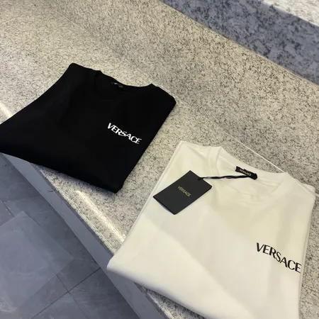 ヴェルサーチ パーカー