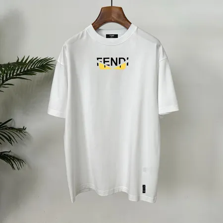 フェンディ Tシャツ