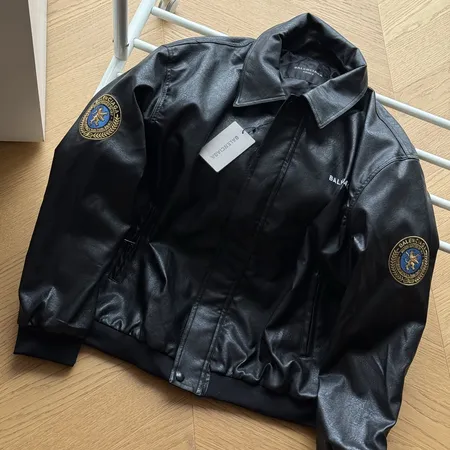 バレンシアガ ジャケット