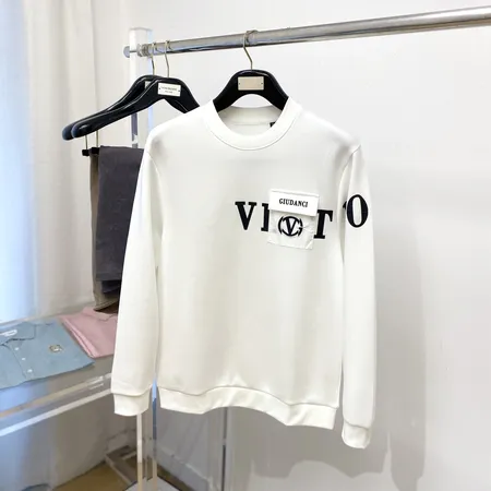 ヴァレンティノ パーカー