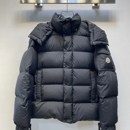 モンクレール ダウンジャケット