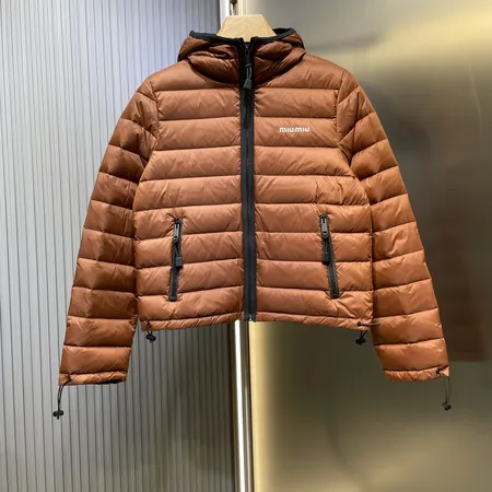 ミュウミュウ ダウンジャケット