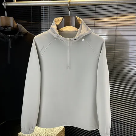 プラダ パーカー