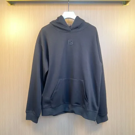 フェンディ パーカー