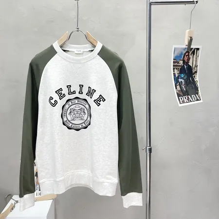 セリーヌ パーカー