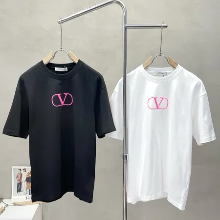 ヴァレンティノ Tシャツ