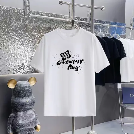 ジバンシィ Tシャツ