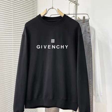 ジバンシィ Tシャツ