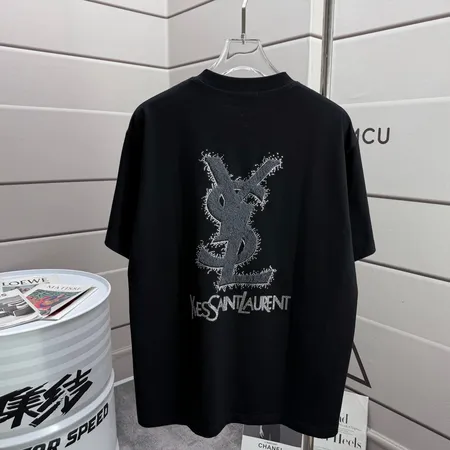イブサンローラン Tシャツ