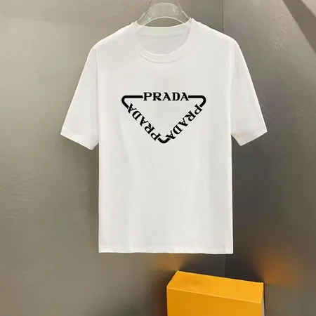 プラダ Tシャツ