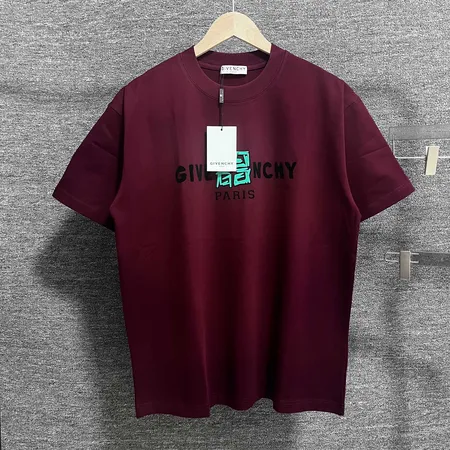 ジバンシィ Tシャツ