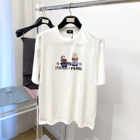 フェンディ Tシャツ