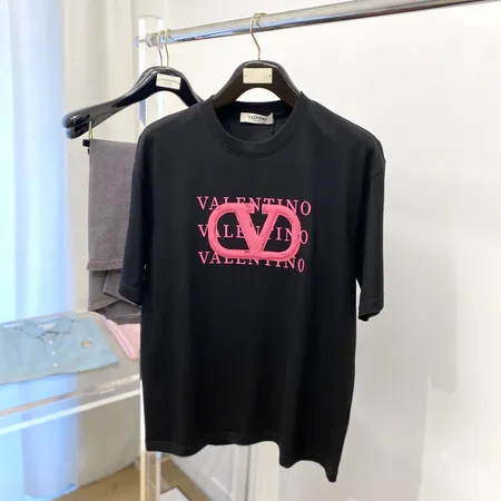 ヴァレンティノ Tシャツ